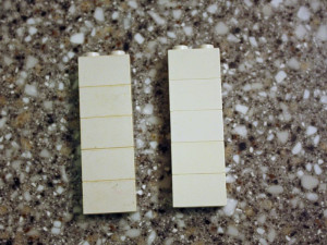 Whitening LEGO with hydrogen peroxide
